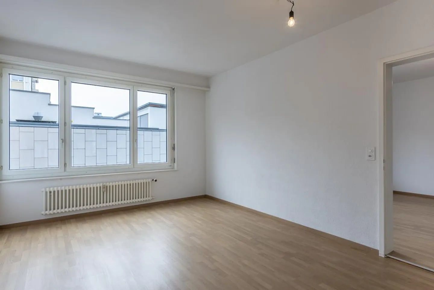 AFFITTARE SENZA CAUZIONE - Vivere nel centro di Biel - Foto 5 di 9