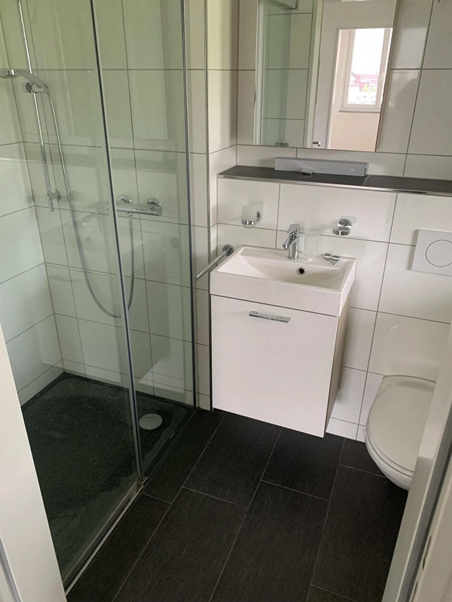 grande appartement lumineux de 3,5 pièces - Photo 12 sur 14