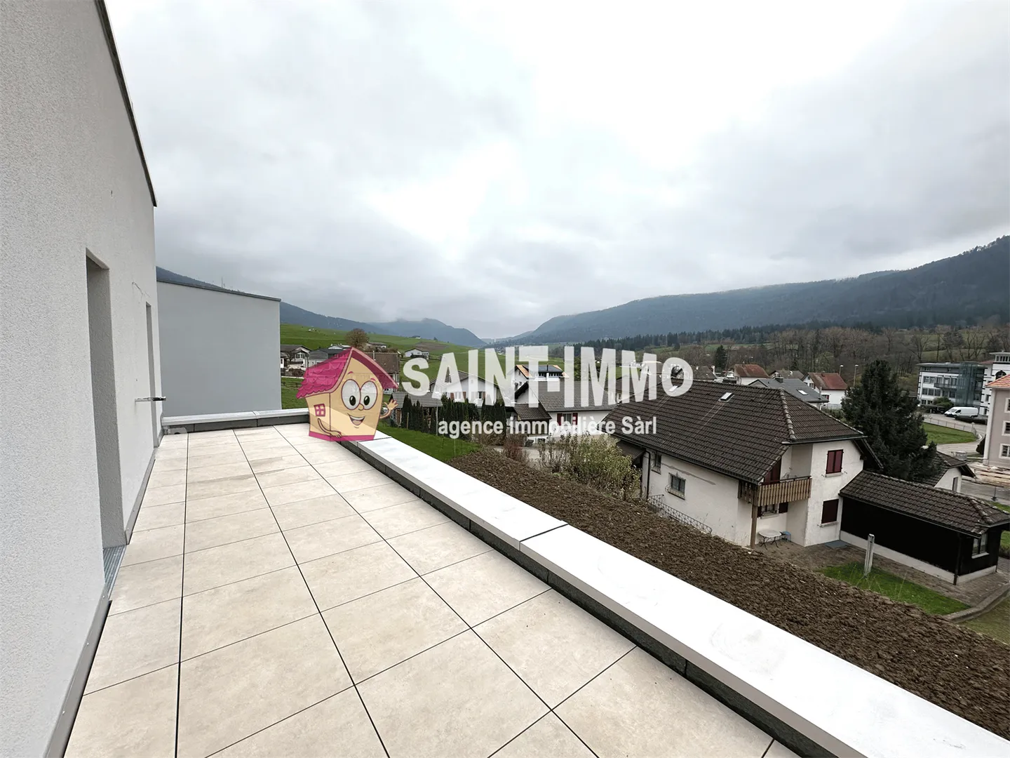 Minergie Terraced Villa with 5.5 Rooms (158 m2) with Large Terrace, Garden and Garage in Cortébert - Photo 12 of 25