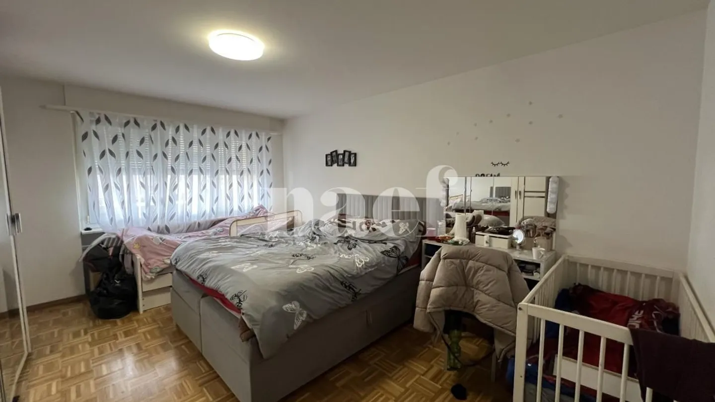 Cozy 5-room apartment located on the ground floor of the building. - Photo 6 of 8