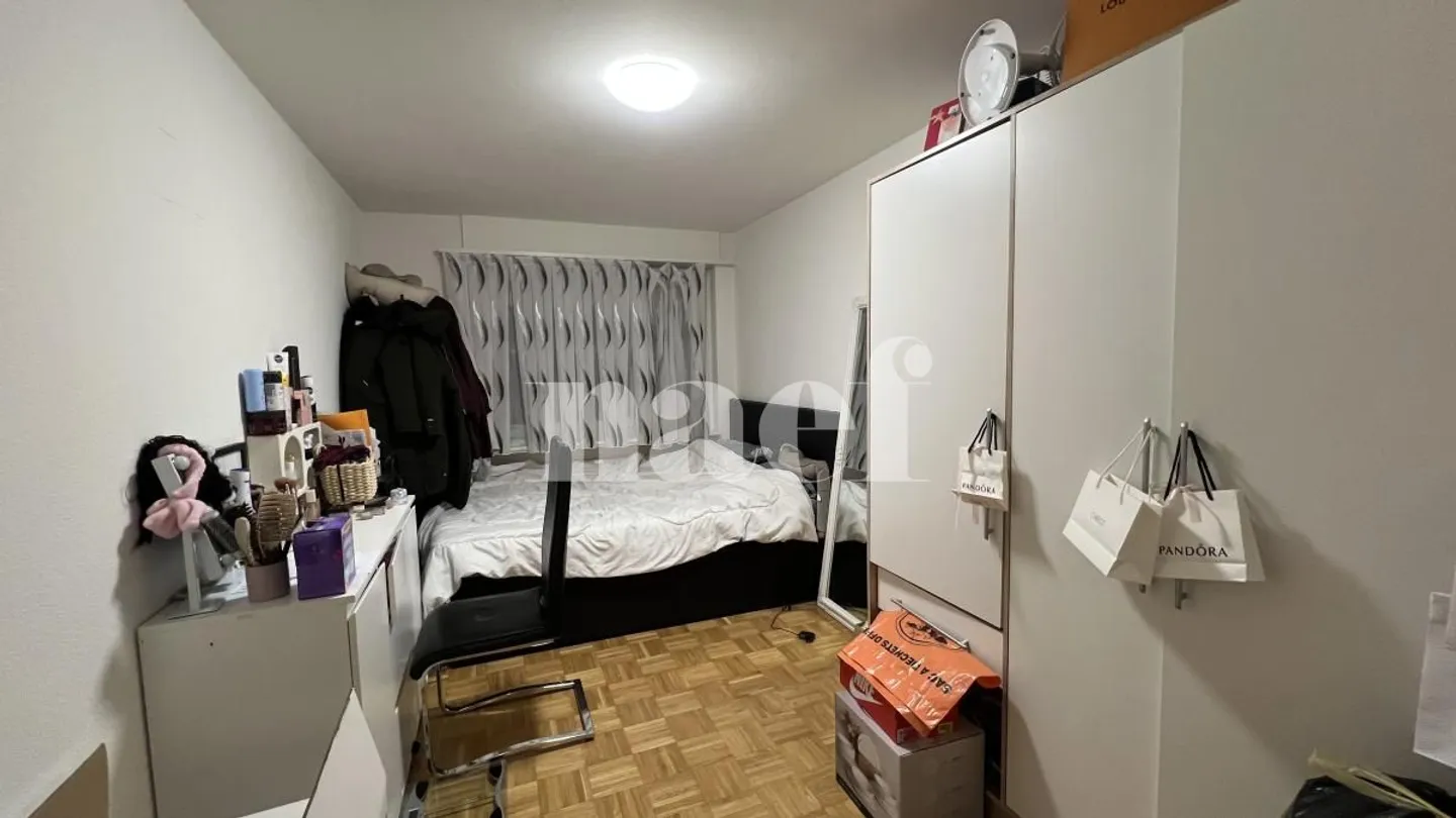 Cozy 5-room apartment located on the ground floor of the building. - Photo 5 of 8
