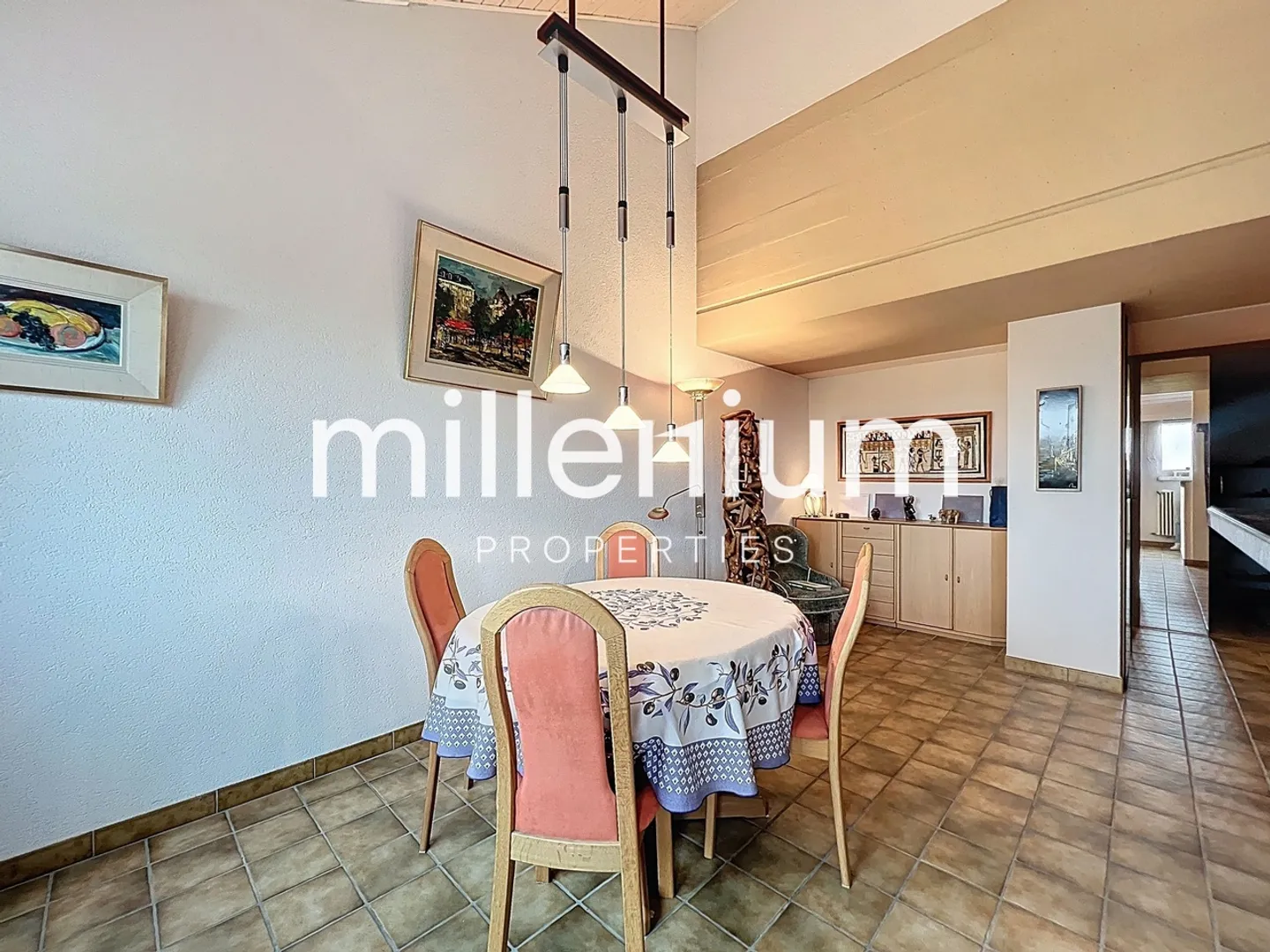Esclusivo - Incantevole Duplex nel Cuore di Bernex - Foto 4 di 12