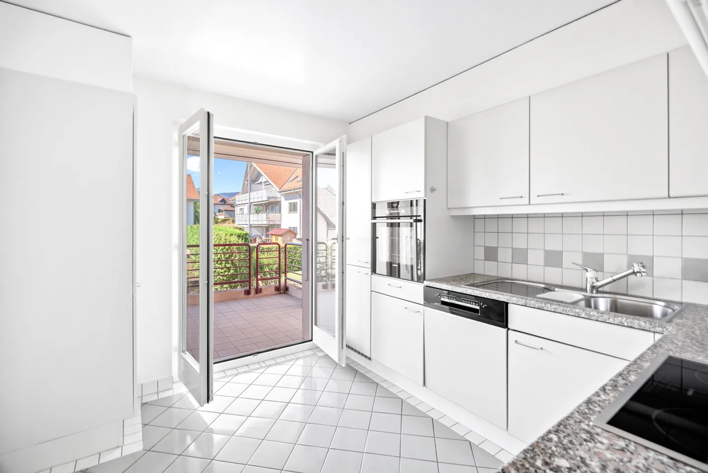 Angenehme 3,5-Zimmer-Wohnung in Givrins - Foto 5 von 8