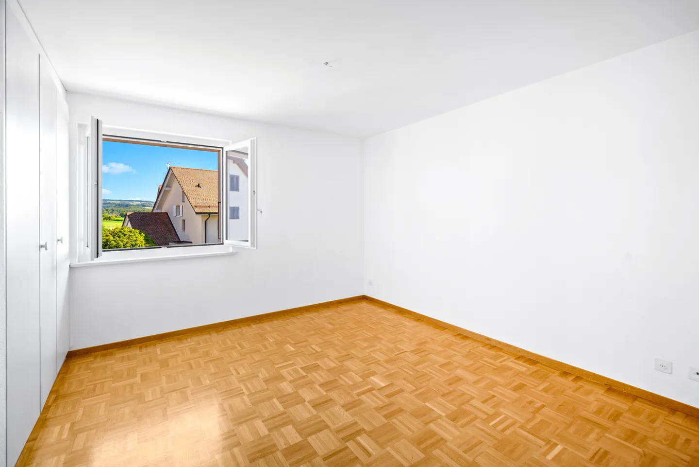 Angenehme 3,5-Zimmer-Wohnung in Givrins - Foto 6 von 8