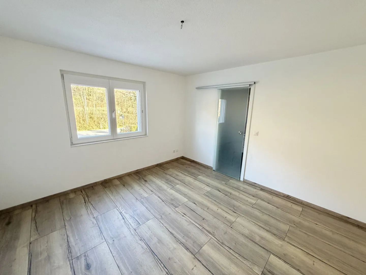 Appartement moderne avec terrasse - Photo 10 sur 11