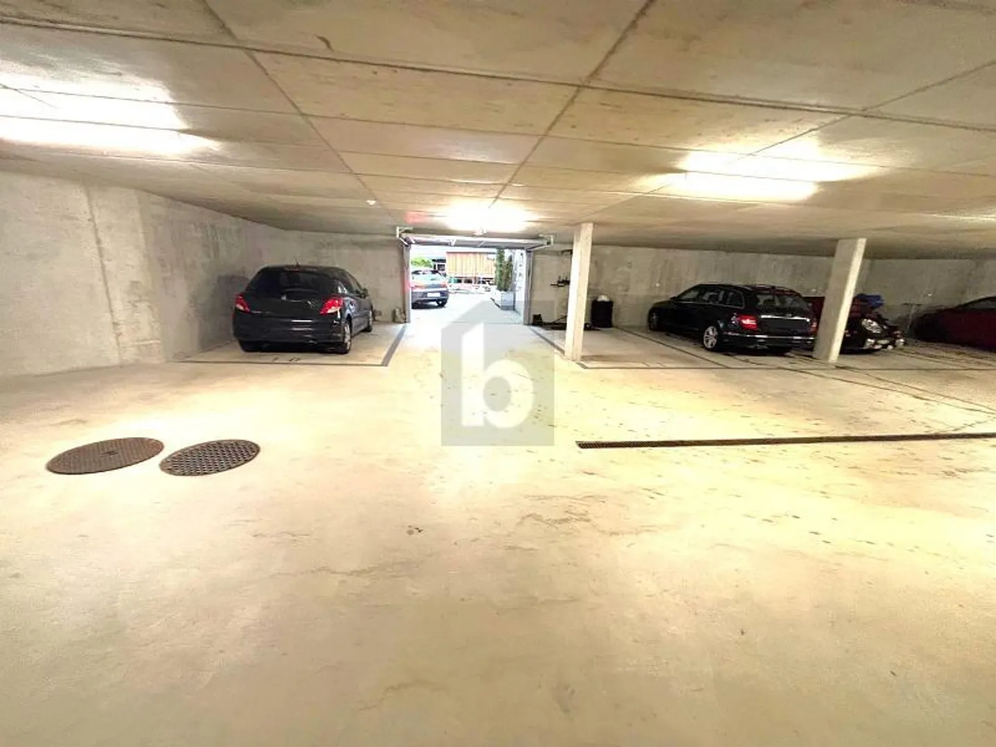 Places de parking modernes à Romainmôtier - Photo 2 sur 4