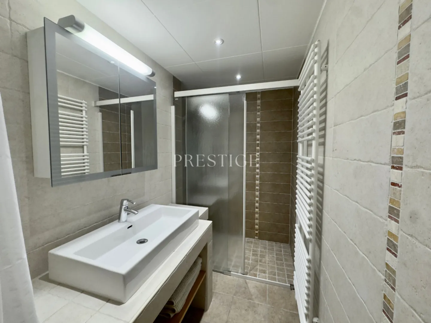 2½ rooms in the center of Crans with spacious terrace - Photo 10 of 13