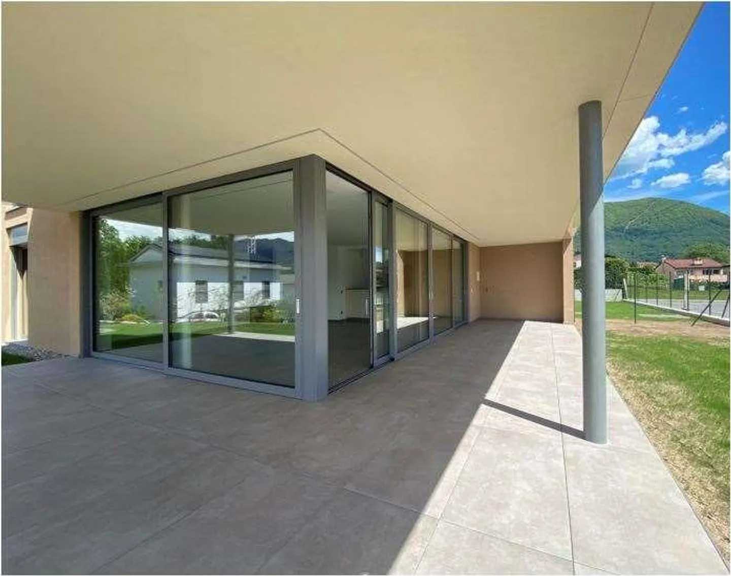 Comano: new 3.5 rooms with large garden - Photo 1 of 6
