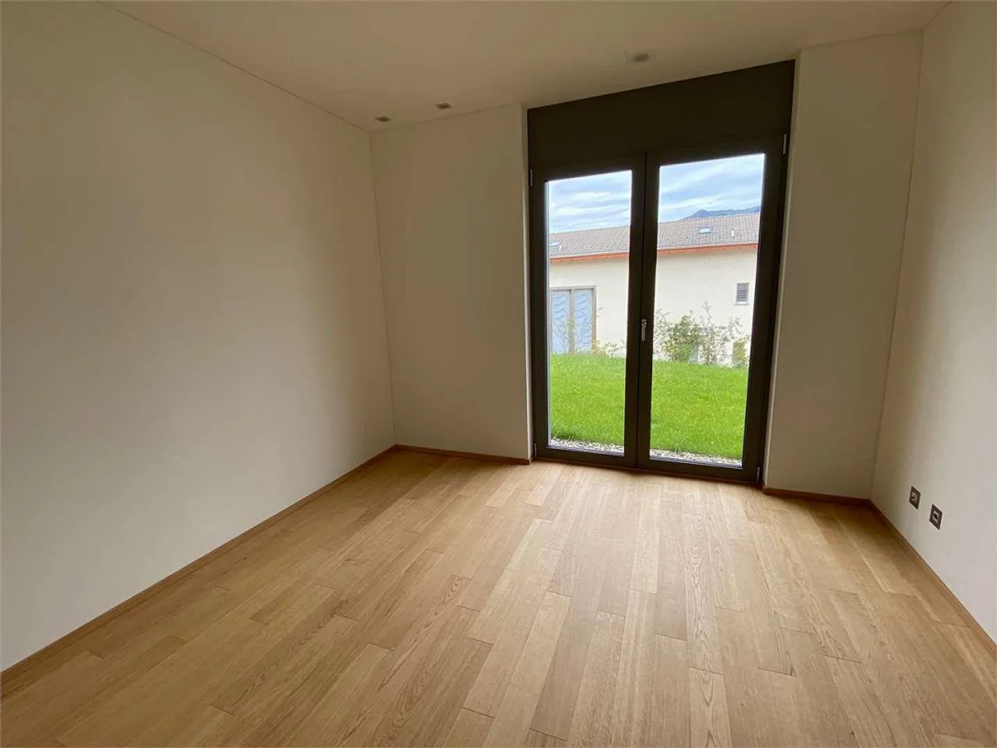 Comano: new 3.5 rooms with large garden - Photo 4 of 6