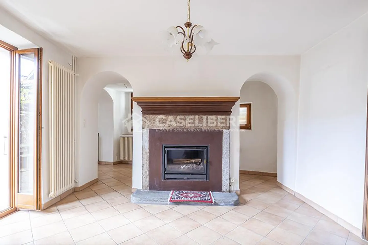 HOUSE IN COURTYARD OF 5.5 ROOMS IN PURA + RUSTIC - Photo 2 of 24