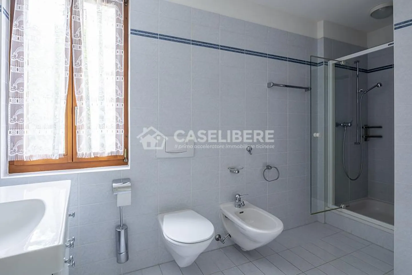 HOUSE IN COURTYARD OF 5.5 ROOMS IN PURA + RUSTIC - Photo 13 of 24