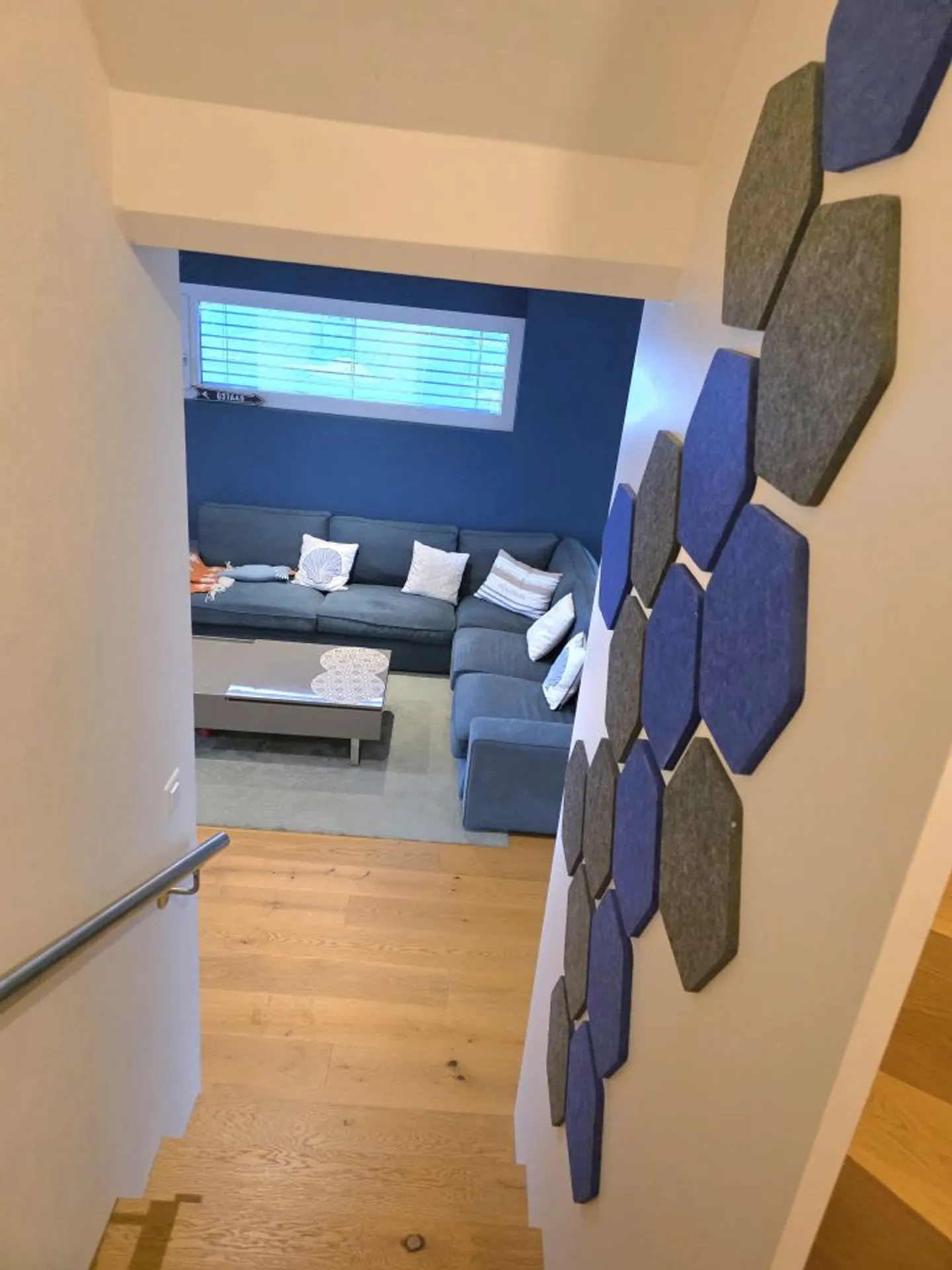 For rent - Magnificent Minergie 5.5 room triplex with large private garden in Épalinges - Photo 8 of 13