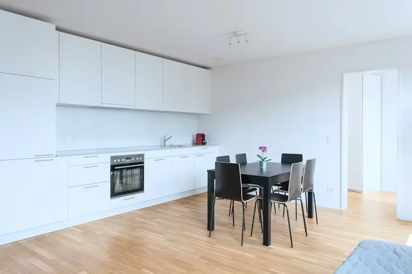 Apartment for rent - Photo 5 of 10