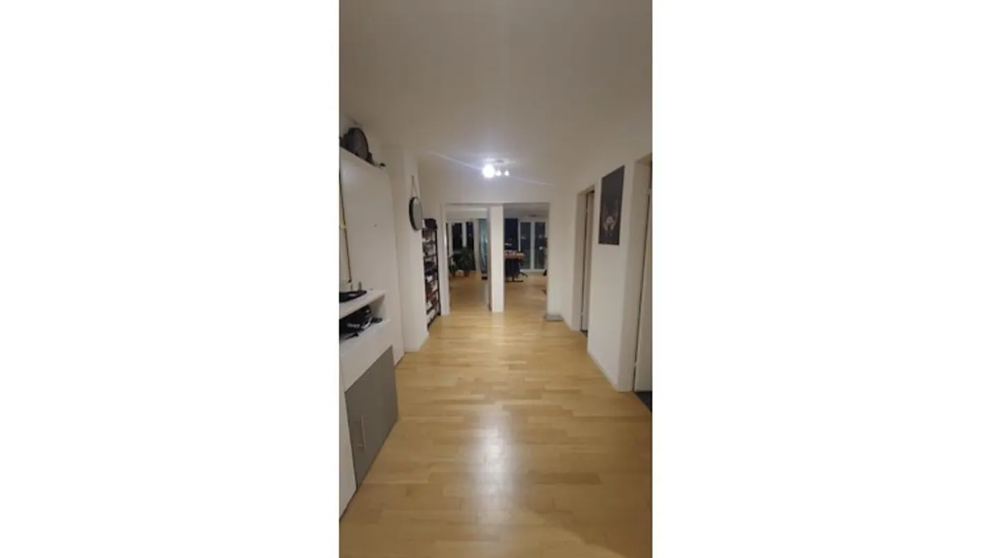 Appartement moderne avec balcons - Photo 9 sur 9