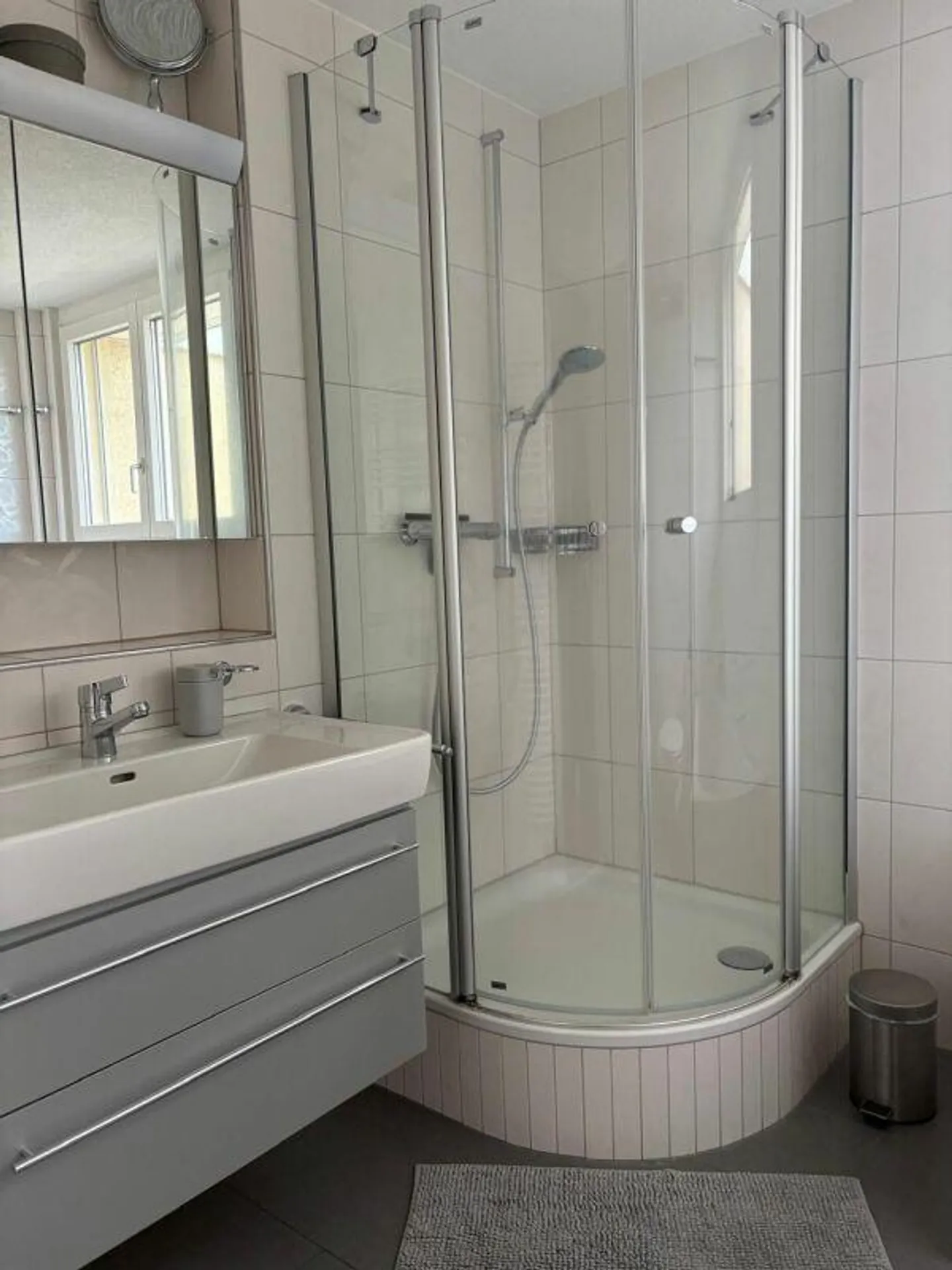 Charmant Appartement Attique à Gossau - Photo 9 sur 11