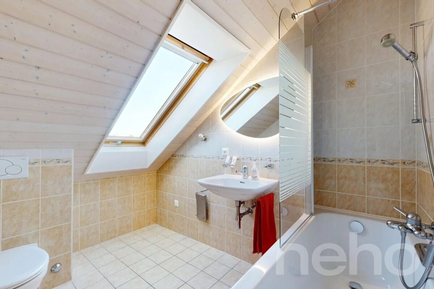 Di fronte alla foresta del Nant d'Avril - Foto 11 di 12