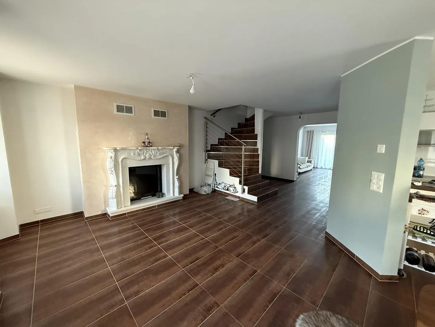 5 Room Maisonette with Private Garden - Photo 7 of 19