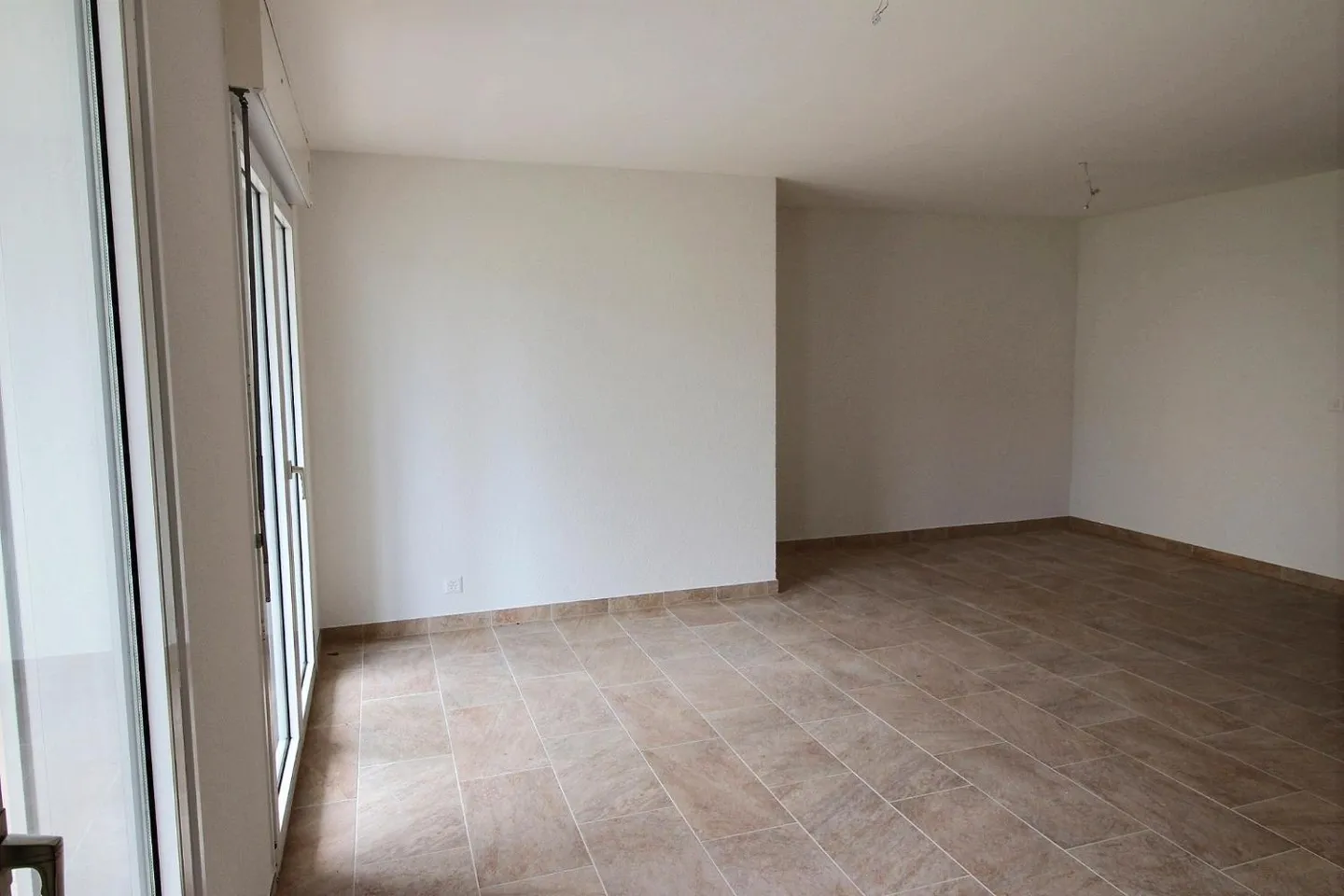 Appartamento 3.5 locali - Foto 3 di 8