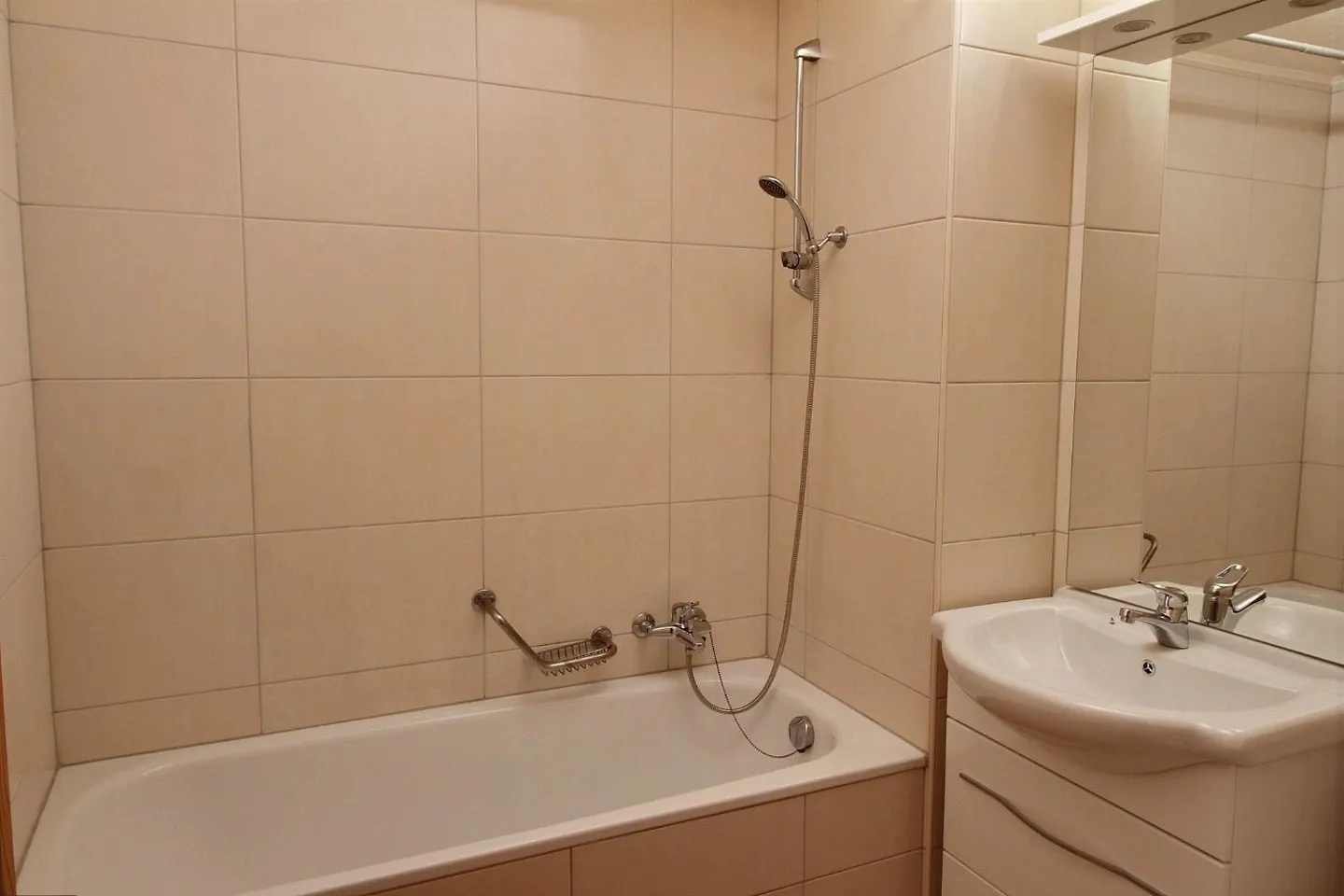 Appartamento 3.5 locali - Foto 8 di 8