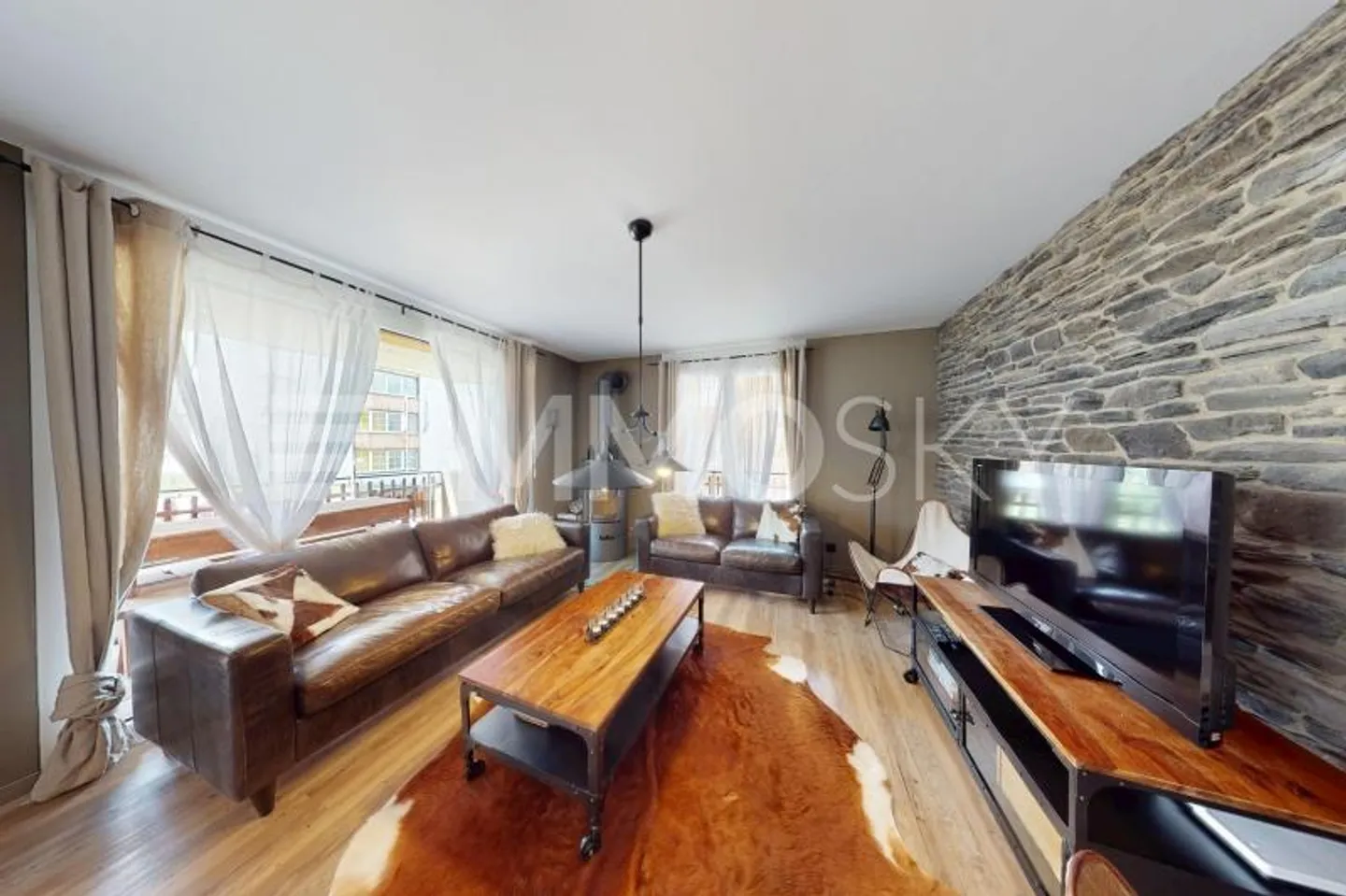 VIRTUAL TOUR: 4.5 Room Holiday Apartment with Charm - Photo 2 of 7