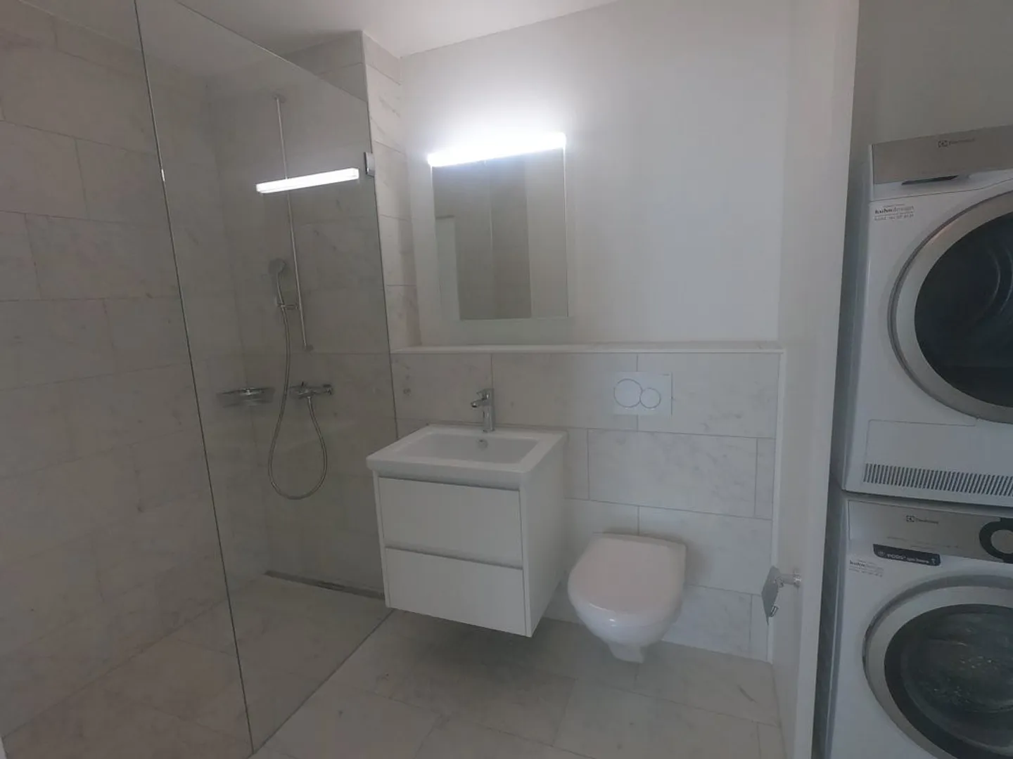 Moderno appartamento di 3.5 locali con vista sulla campagna - Foto 6 di 7