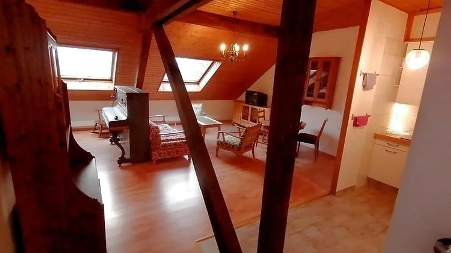 2½ ROOM ATTIC APARTMENT IN BASEL - ISELIN, FURNISHED - Photo 1 of 10