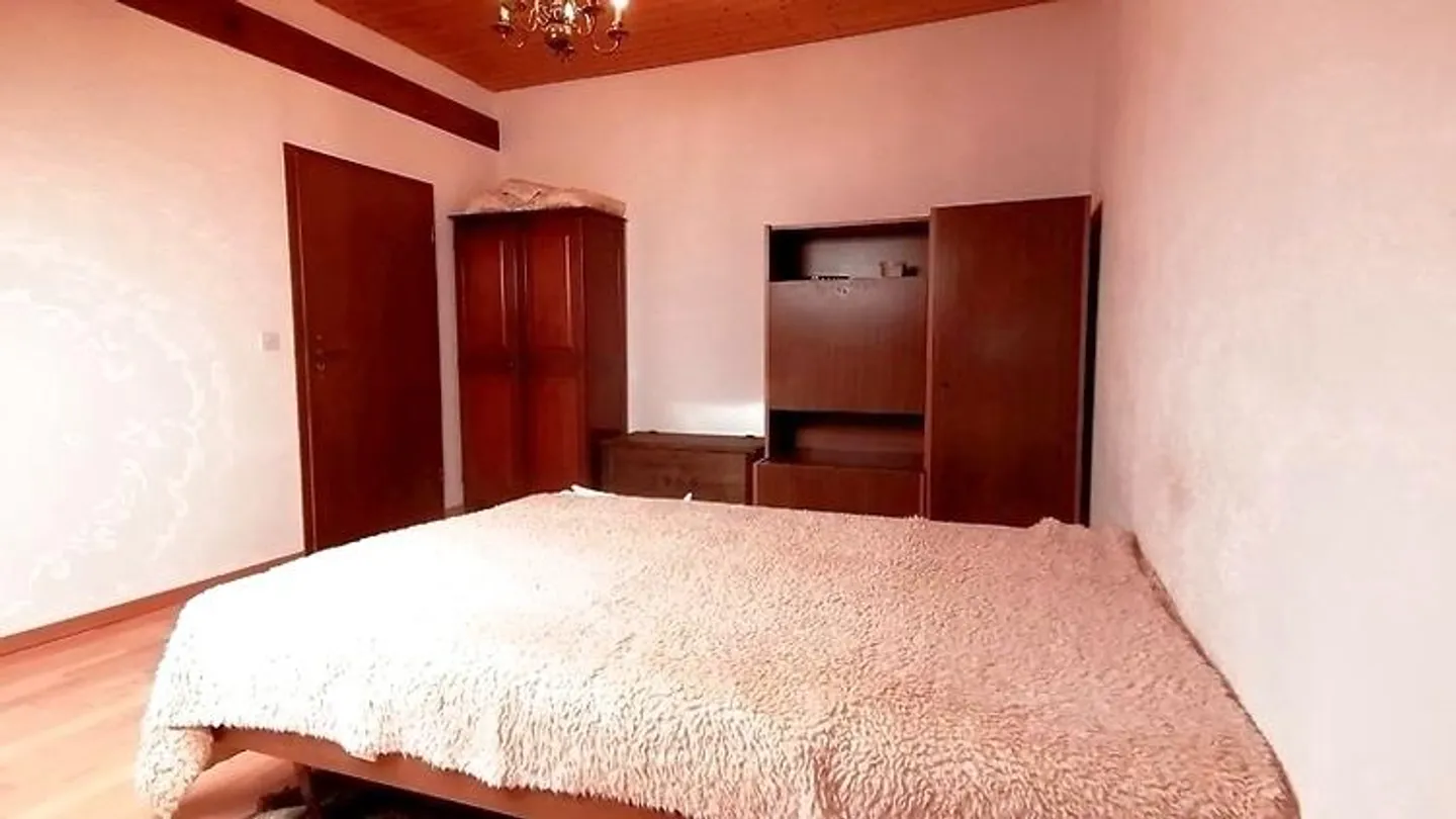 2½ ROOM ATTIC APARTMENT IN BASEL - ISELIN, FURNISHED - Photo 5 of 10