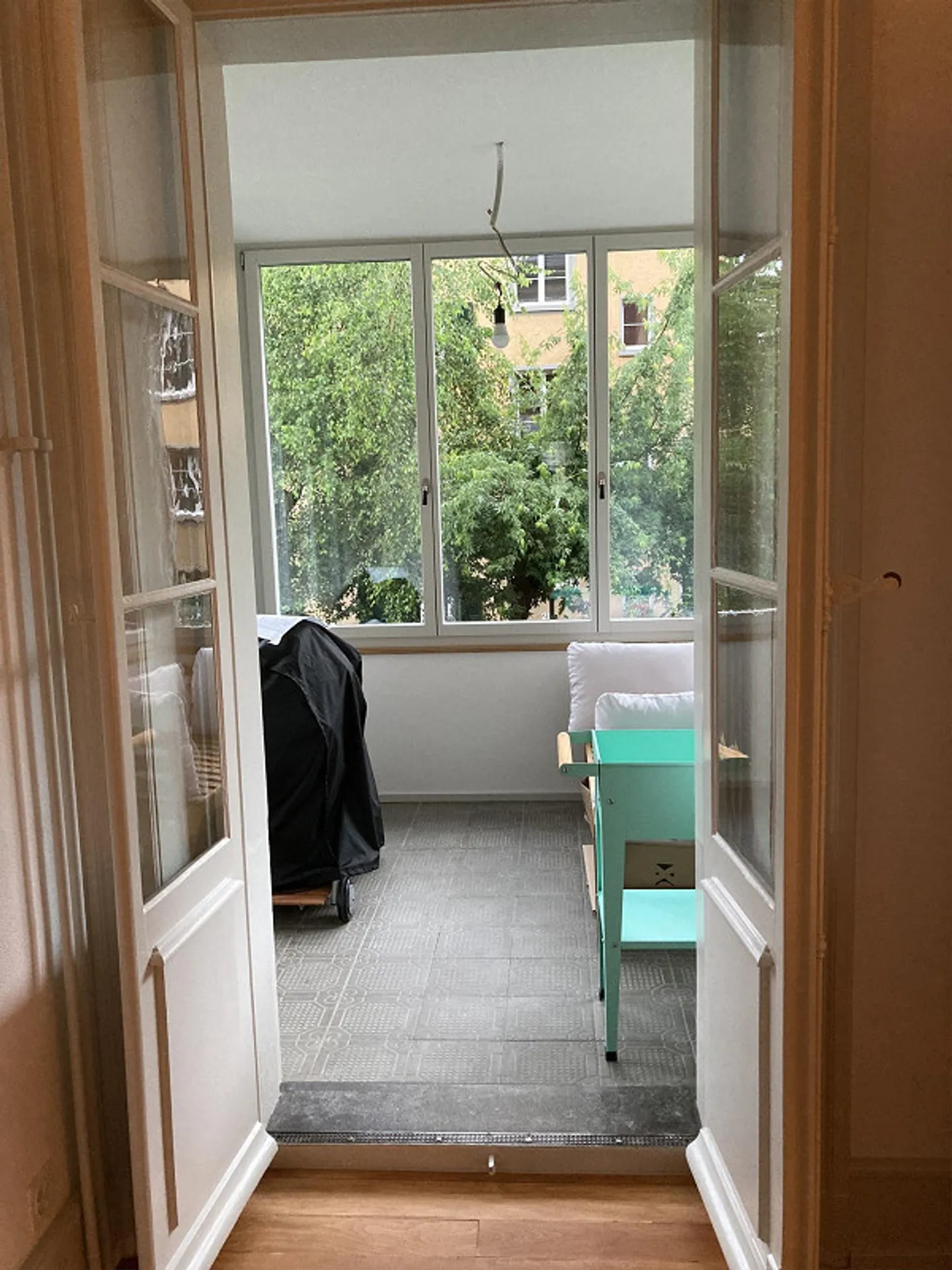 Beautiful renovated old apartment in the Länggassquartier Bern - Photo 2 of 7