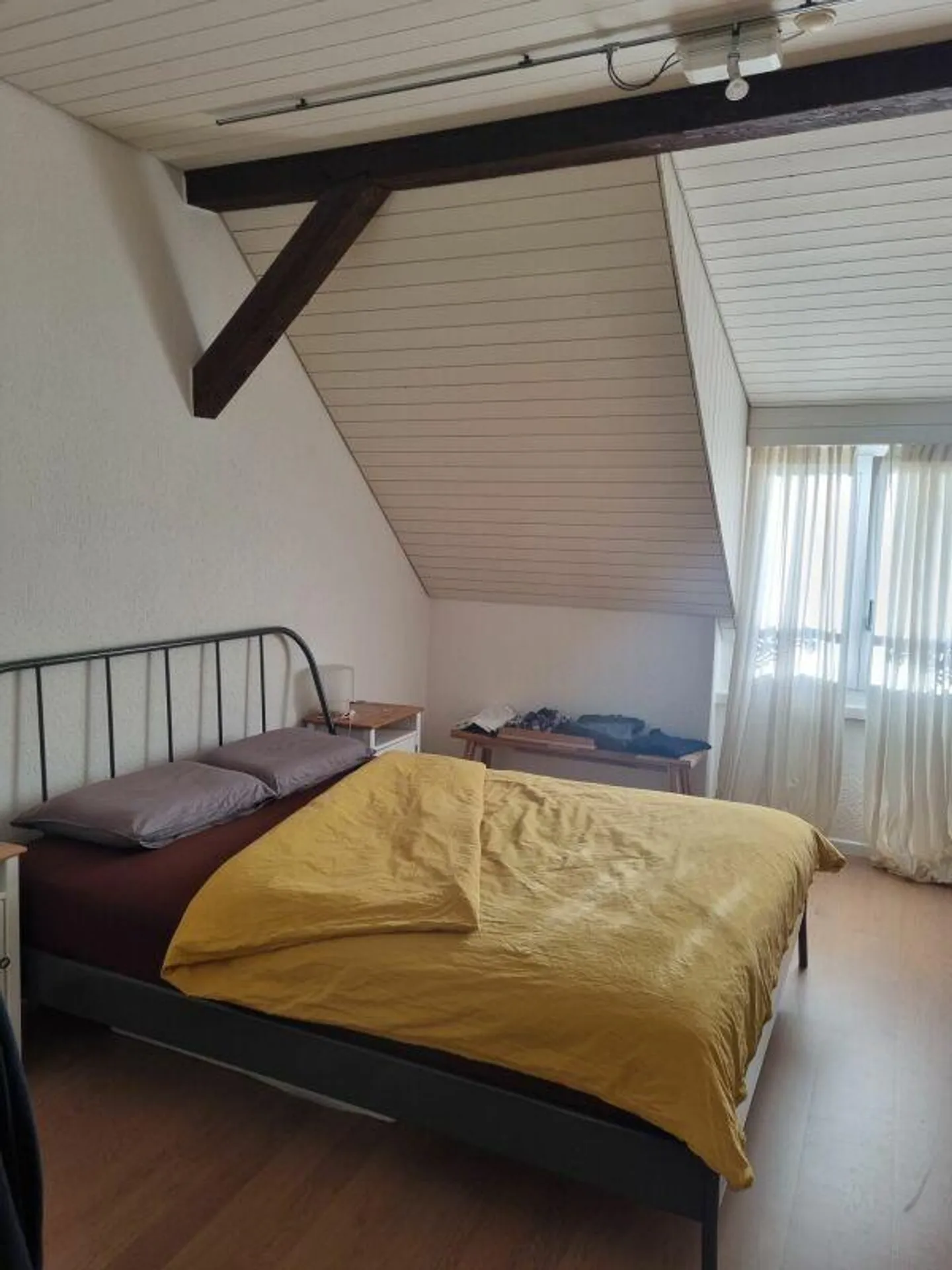 Appartement spacieux et lumineux en ville - Photo 5 sur 10