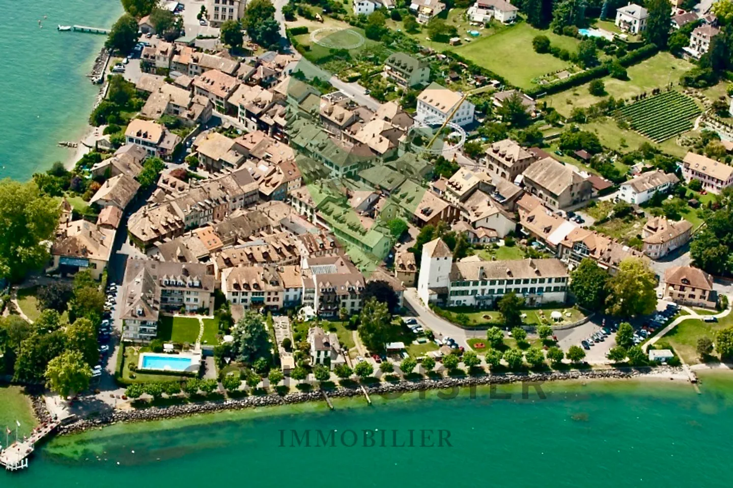 Detached house to renovate - Photo 1 of 1