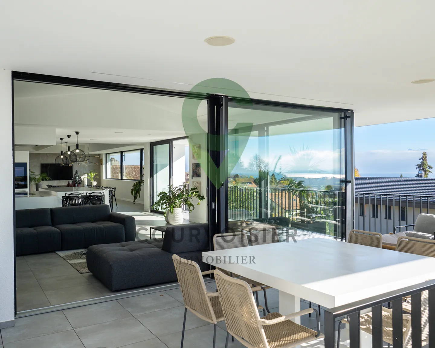 Villa contemporaine avec vue - Photo 1 sur 13