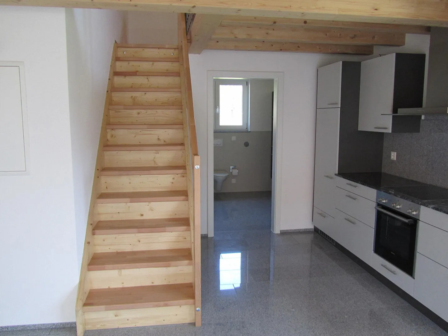 Loft - Photo 5 of 7
