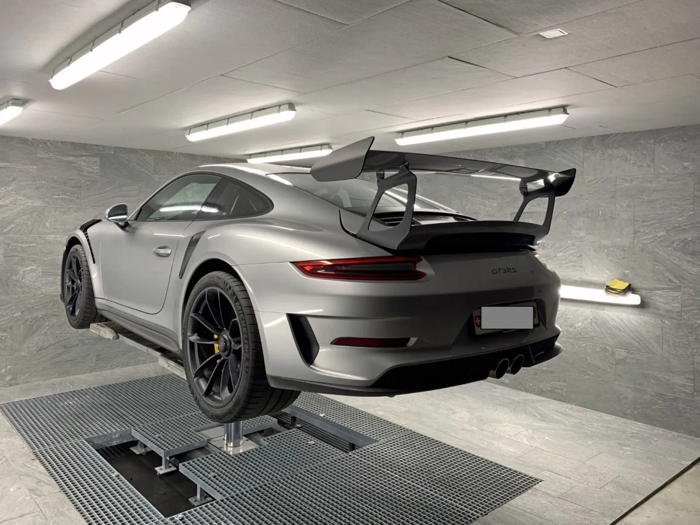 Penthouse of Superlatives with Home Office, two Studio Apartments and Private Garage - Photo 20 of 20