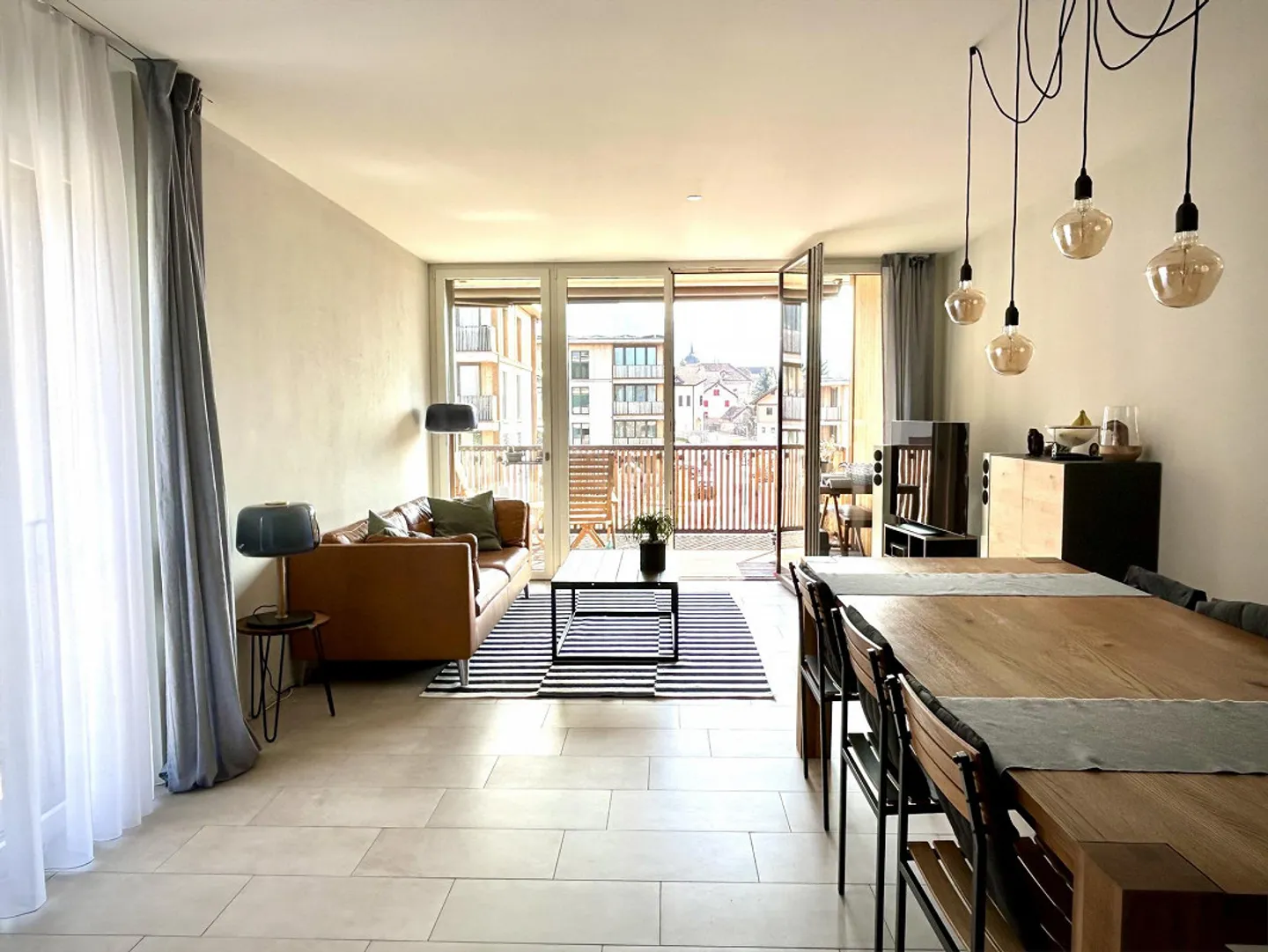 Helle 3.5 Zimmer Wohnung - Foto 2 von 15