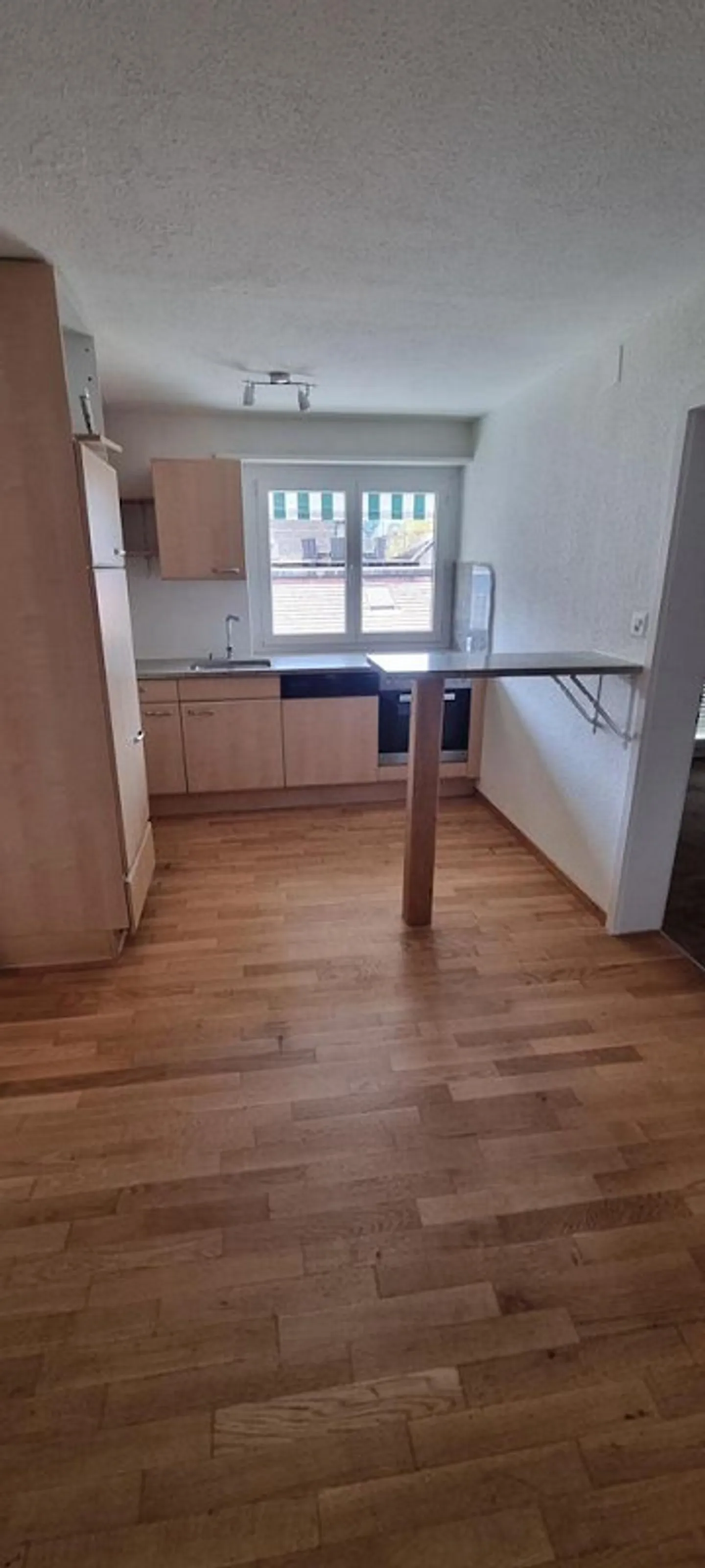 Appartement lumineux, convivial et très pratique au centre de Rheineck - Photo 2 sur 8