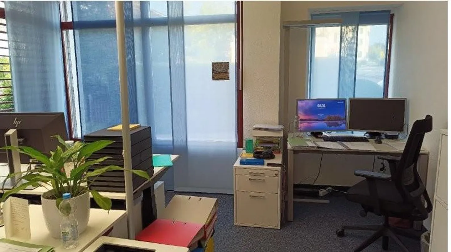 Espace commercial spacieux à louer à Hombrechtikon à partir de juillet 2026 ! - Photo 6 sur 10