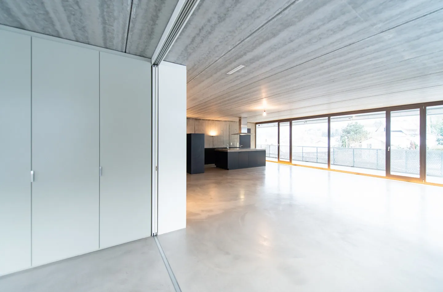 Ampio appartamento loft luminoso - Foto 10 di 17