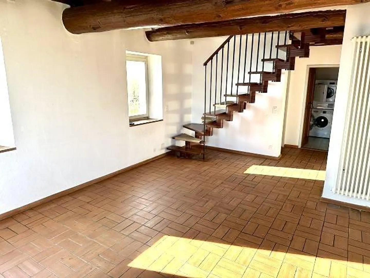 Casa bifamiliare, molto centrale, soleggiata, tranquilla con bella vista - Foto 7 di 50