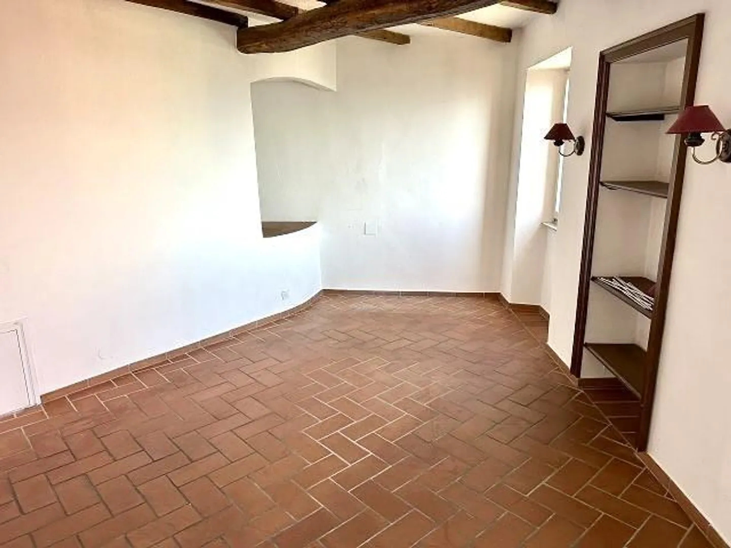 Casa bifamiliare, molto centrale, soleggiata, tranquilla con bella vista - Foto 9 di 50
