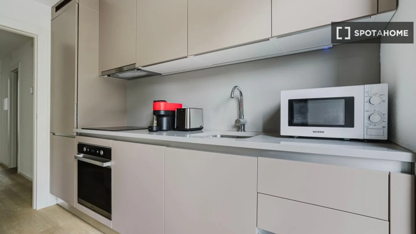 Appartamento in affitto - Foto 7 di 18