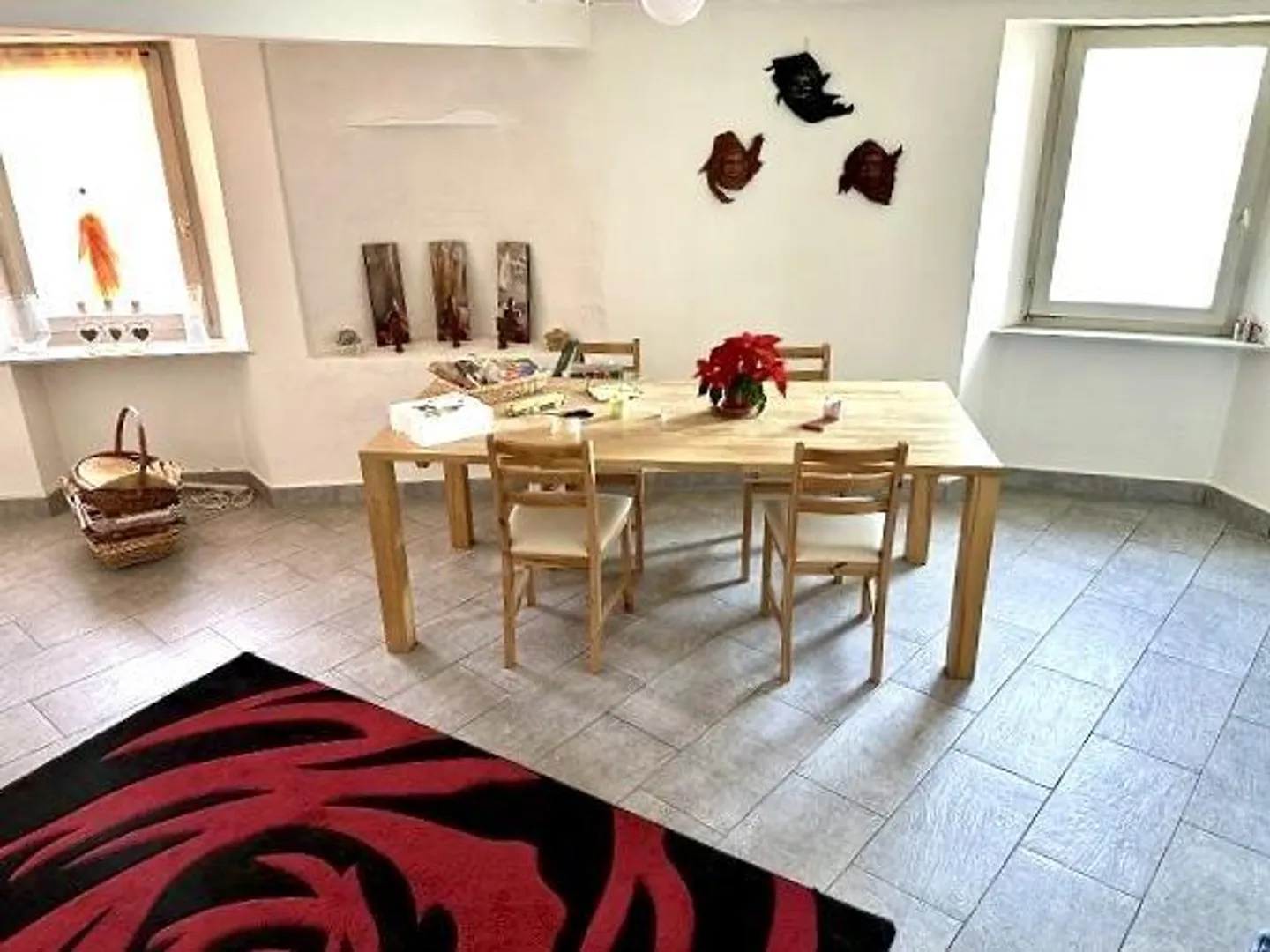 Casa bifamiliare, molto centrale, soleggiata, tranquilla con bella vista - Foto 14 di 50