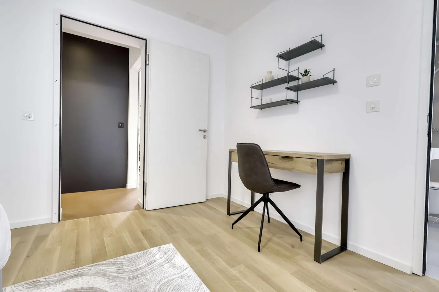 Coliving with Privacy and Community in the Heart of Renens - Photo 7 of 25