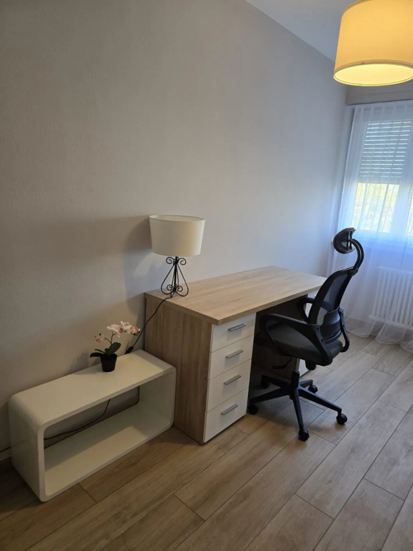 BEL APPARTAMENTO 4 LOCALI ARREDATO - MEYRIN - Foto 7 di 8