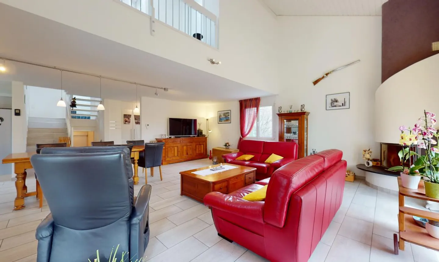 Corjolens: large 6.5-room villa with independent 2.5-room - Photo 4 of 13