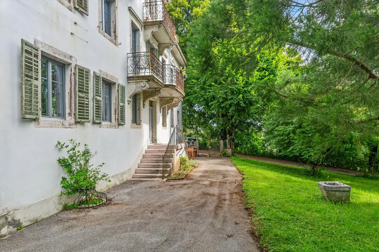 La Chaux-de-Fonds, magnifico appartamento di 3 stanze in una casa padronale - Foto 13 di 13