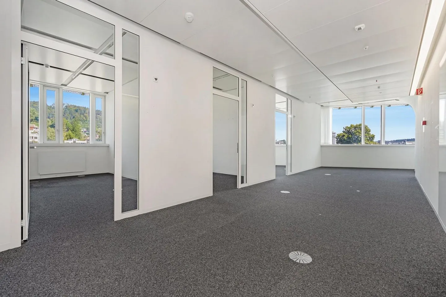 Openspace Office - Flexible & Adaptable, perfect for your Business! - Photo 6 of 8