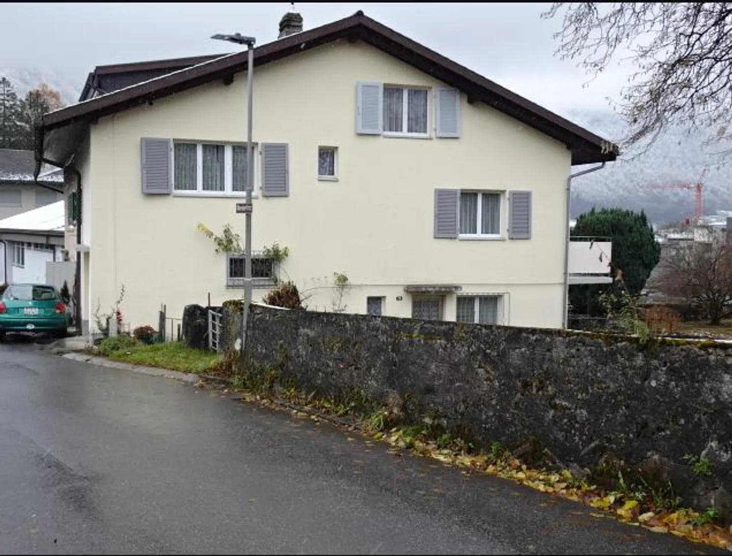 Gemütliche 3-Zimmer-Wohnung in Glarus - Foto 1 von 9