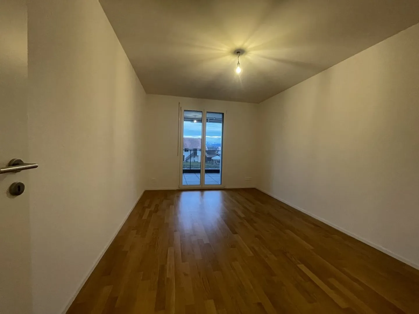 Spacieux appartement moderne de 4,5 pièces - Photo 7 sur 12
