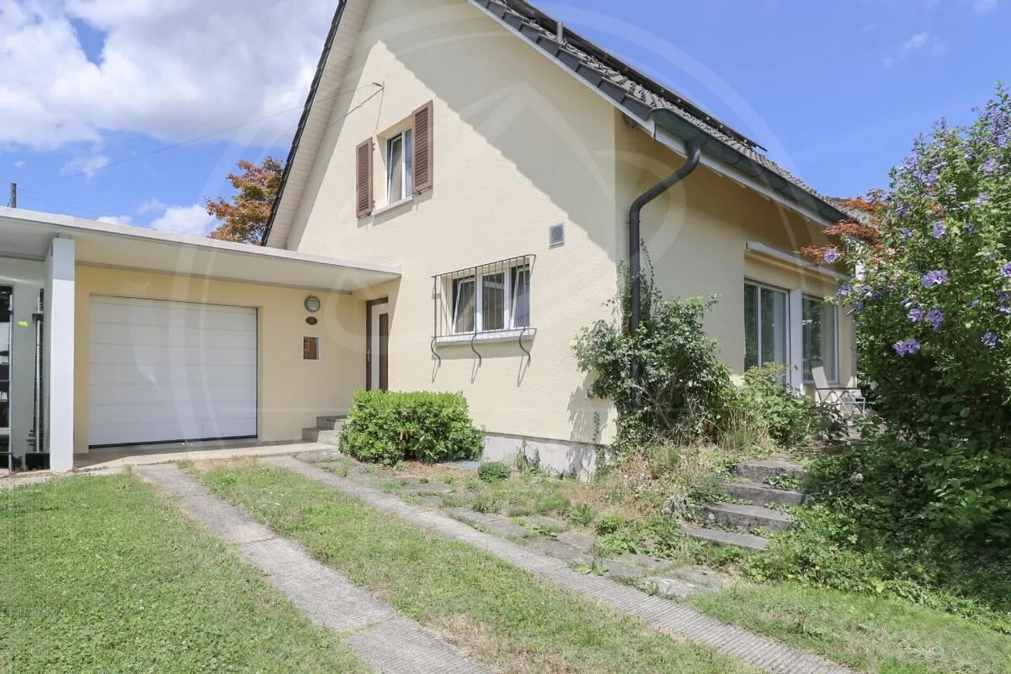 Einfamilienhaus kaufen - Foto 2 von 11