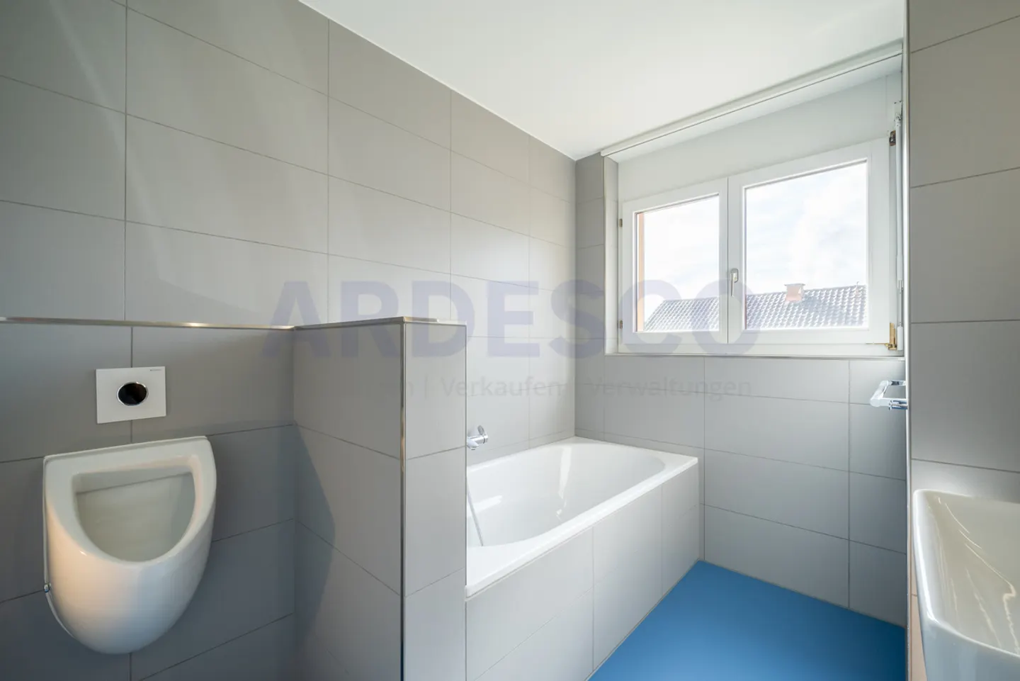 Appartement élégant avec terrasse - Photo 7 sur 13